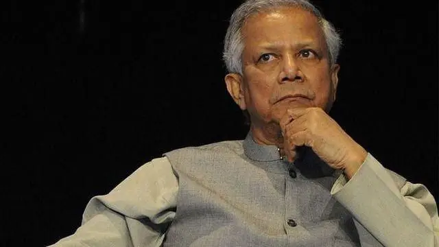 প্রশাসনে অস্থিরতা: রাজনৈতিক পদোন্নতি এবং এর প্রভাব