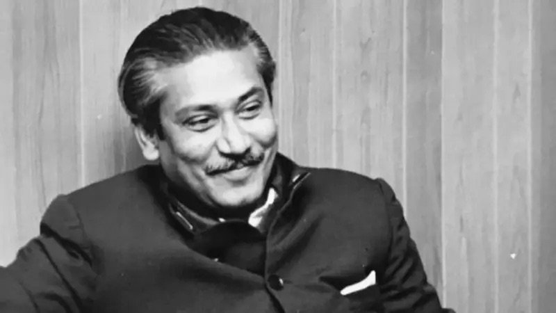 শেখ পরিবার ক্ষমা চাইলে শেখ মুজিব ‘৭১ পূর্ববর্তী ভূমিকার জন্য সম্মান পাবেন