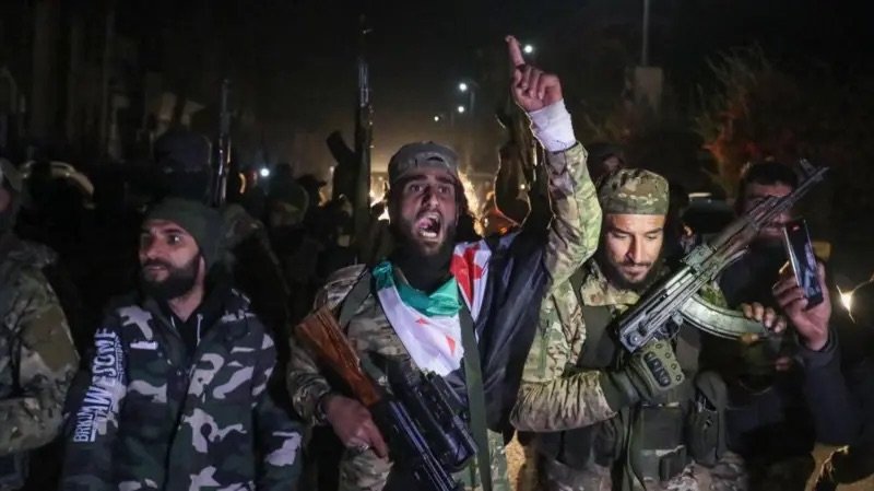 সিরিয়ায় আসাদ সরকারকে উৎখাত করা বিদ্রোহীরা কারা